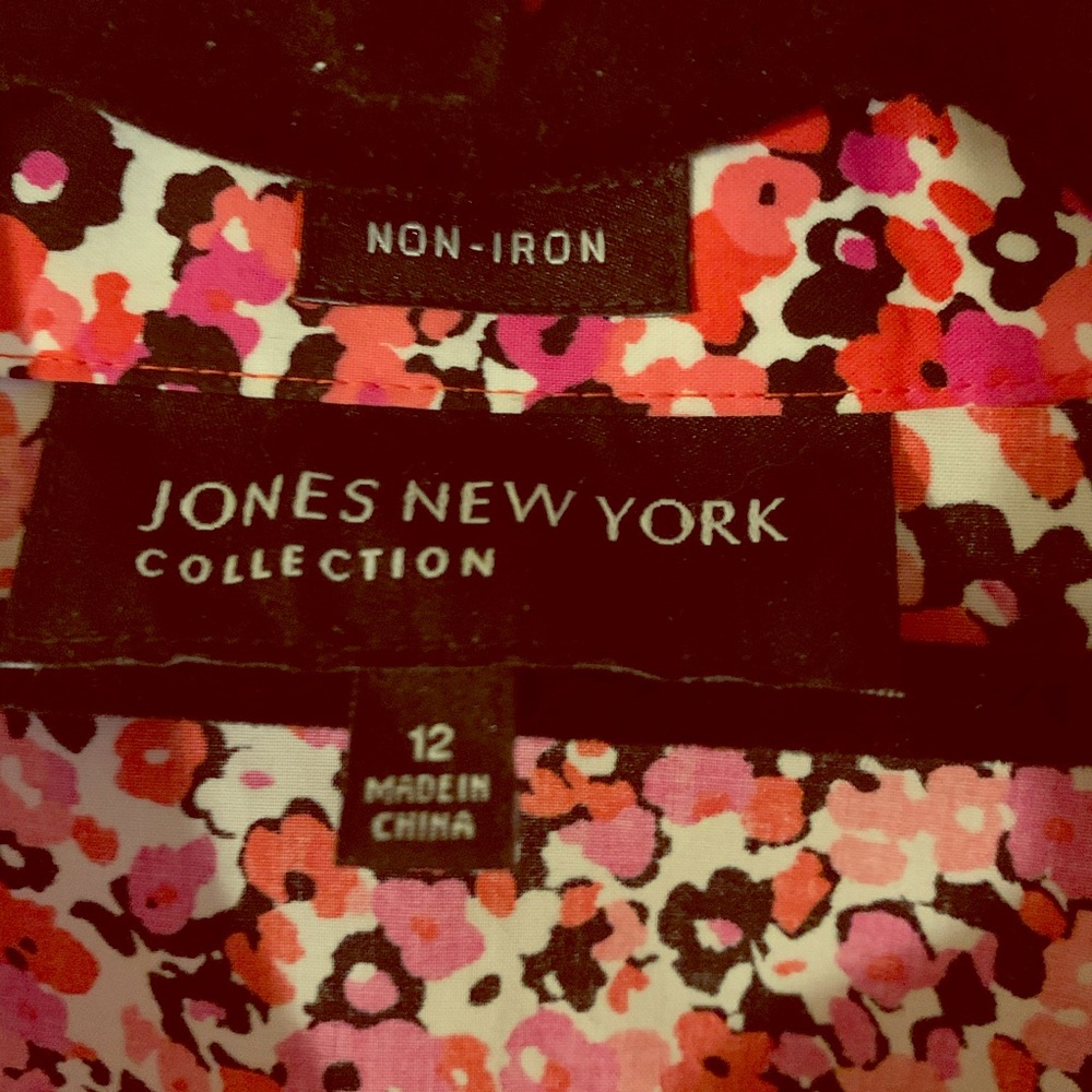 Jones New York Pink Floral Blouse. No iron needed.